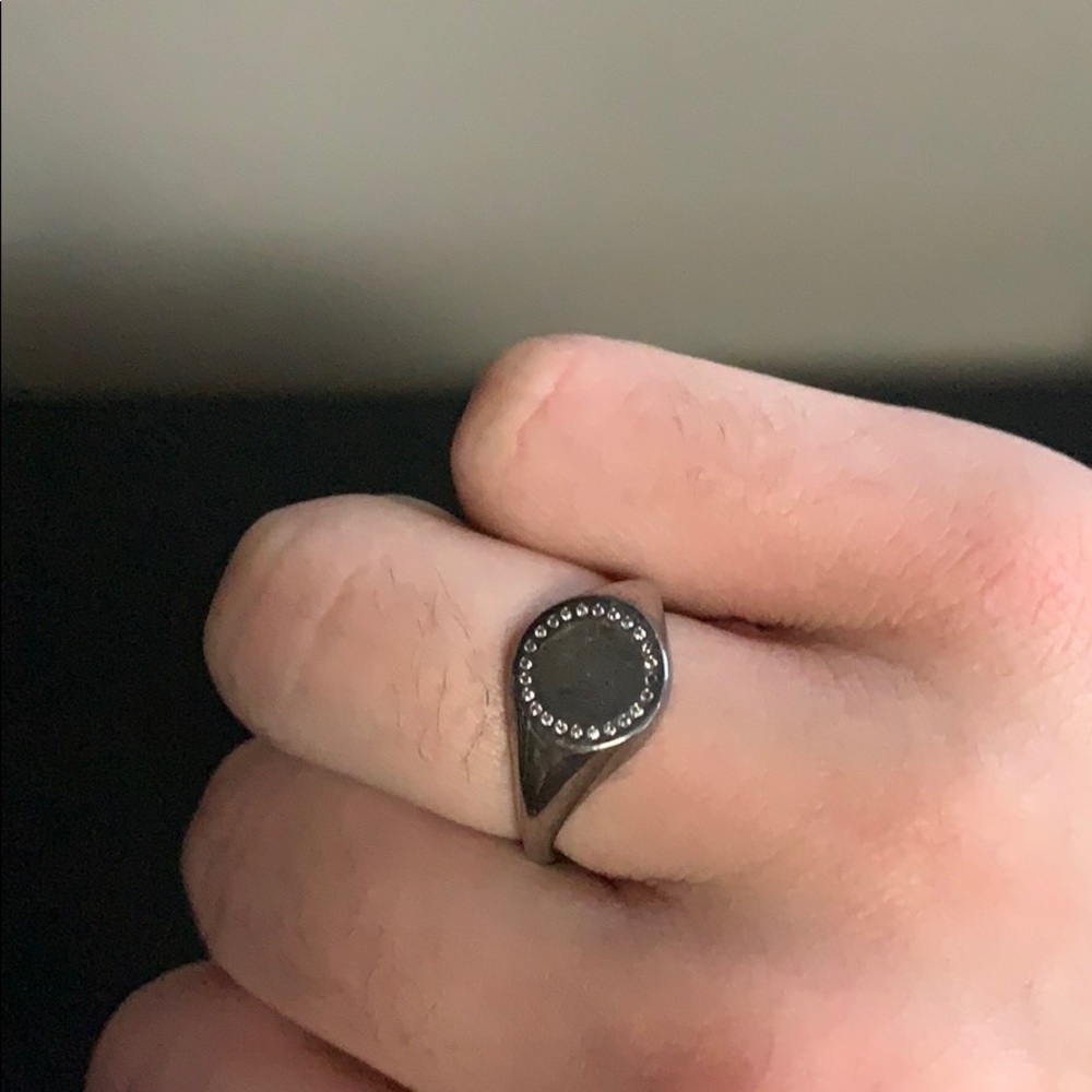 Pandora ring with cubic zirconias.